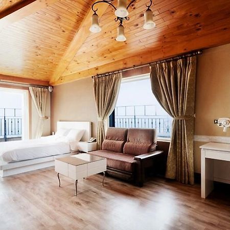 Zenith Hotel Борьонг Екстериор снимка